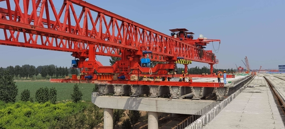 ماشین آلات نصب پل خرپا نوع 100T مورد استفاده در ساخت پل